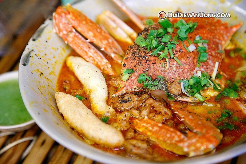 Bánh canh chả ghẹ Hà Tiên