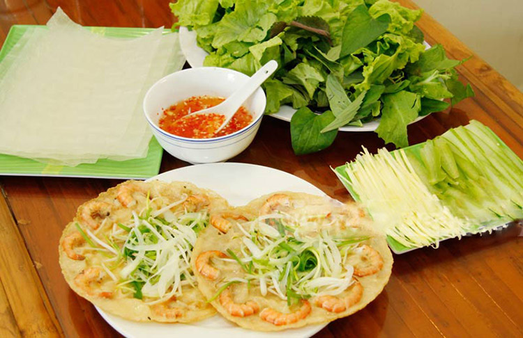 Bánh xèo tôm nhảy Quy Nhơn