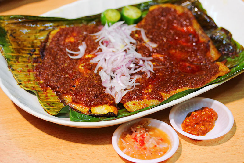 Cá đuối nướng sambal Singapore
