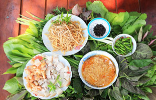 Gỏi lá Đắc Nông

