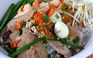 Hủ tiếu hấp Hà Tiên