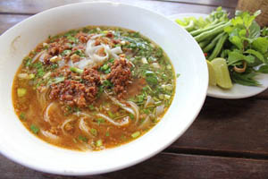 Mì Khao Soi Luang Prabang