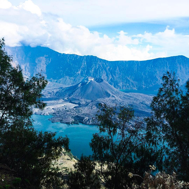 Rinjani, Indonesia