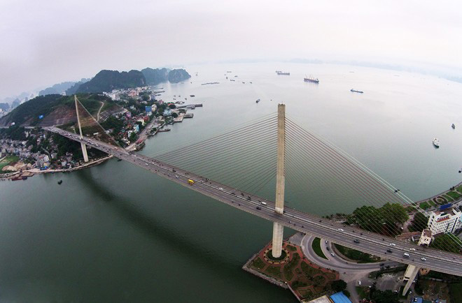 Cầu Bãi Cháy Quảng Ninh