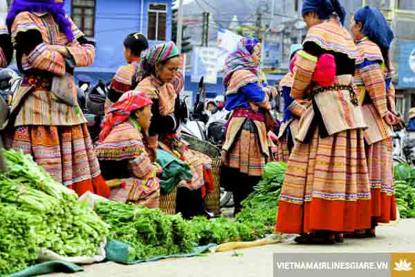 Chợ Nậm Cắn