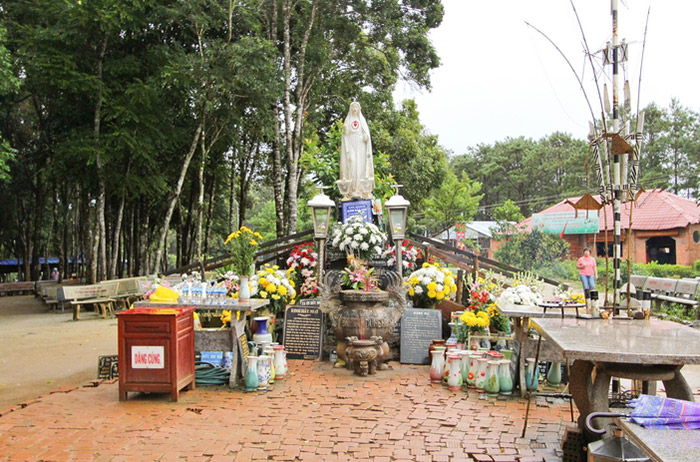 Khu du lịch sinh thái Măng Đen 