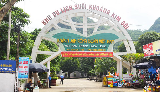 Khu du lịch suối khoáng Kim Bôi