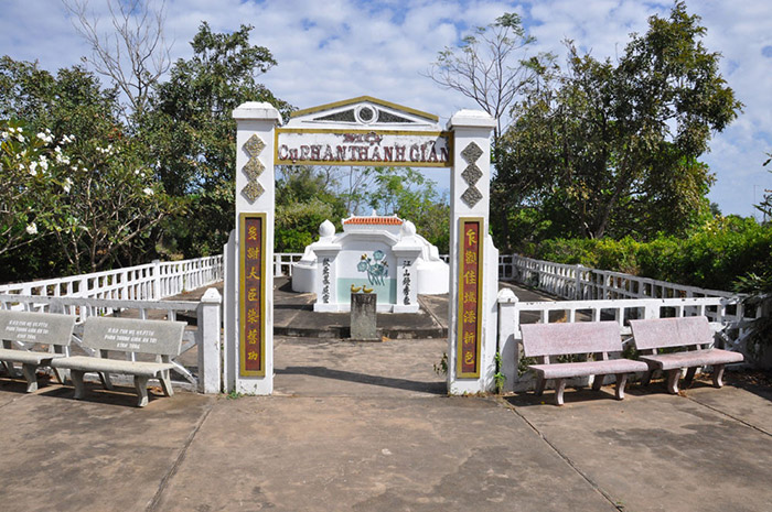 Khu lăng mộ Phan Thanh Giản Bến Tre