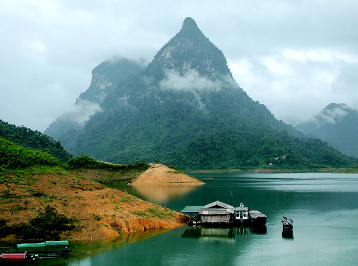 Núi Pắc Tạ Tuyên Quang