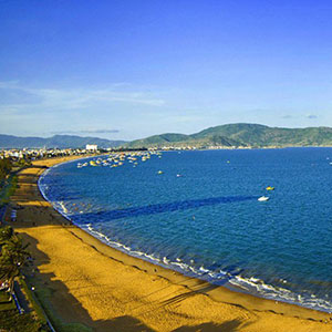 Biển Quy Nhơn