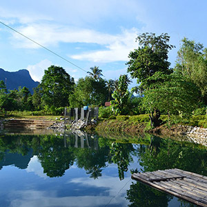 Blue Springs và Động Patong Vang Vieng