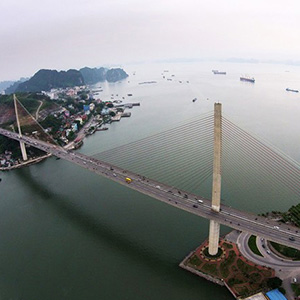 Cầu Bãi Cháy Quảng Ninh