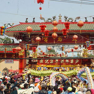 Chùa Bà Bình Dương