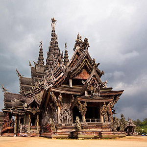 Lâu đài gỗ Sanctuary of Truth