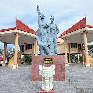 Nhà ngục Kon Tum