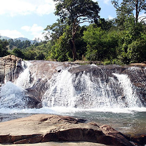 Thác chín tầng Gia Lai