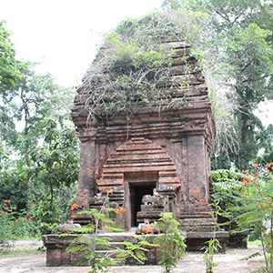 Tháp Chàm Yang Prong Đắc Lắc

