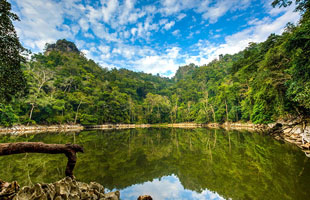 Ao Tiên Hồ Ba Bể