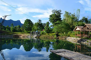Blue Springs và Động Patong Vang Vieng