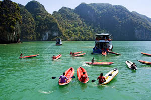 Chèo thuyền kayak