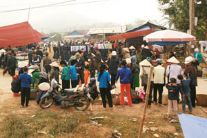 Phiên chợ vùng cao tại thị trấn Na Hang