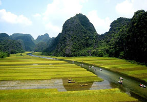 Tam Cốc - Bích Động - Nam thiên đệ nhị động